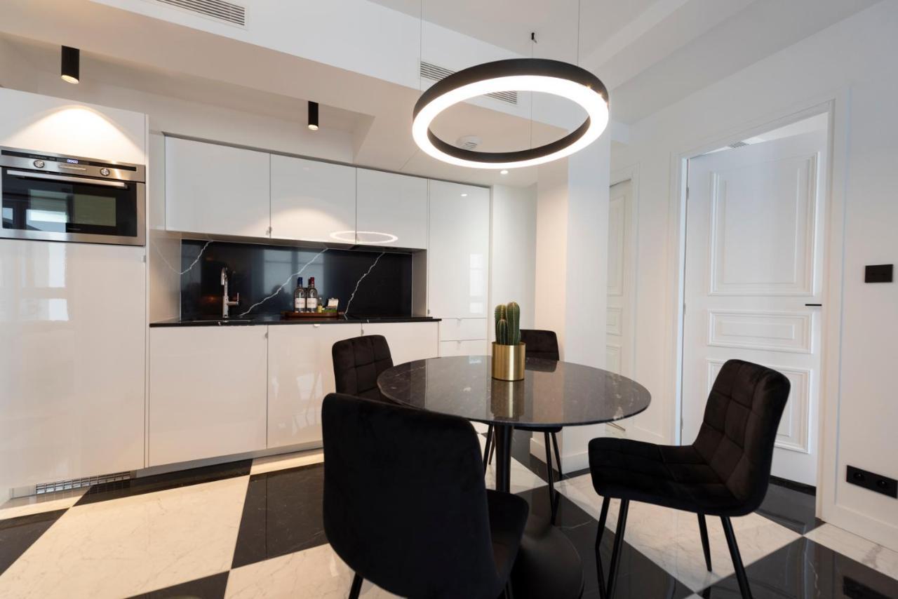 O'Lord, 4 Etoiles, Residence De Luxe Champs-Elysees Paříž Exteriér fotografie